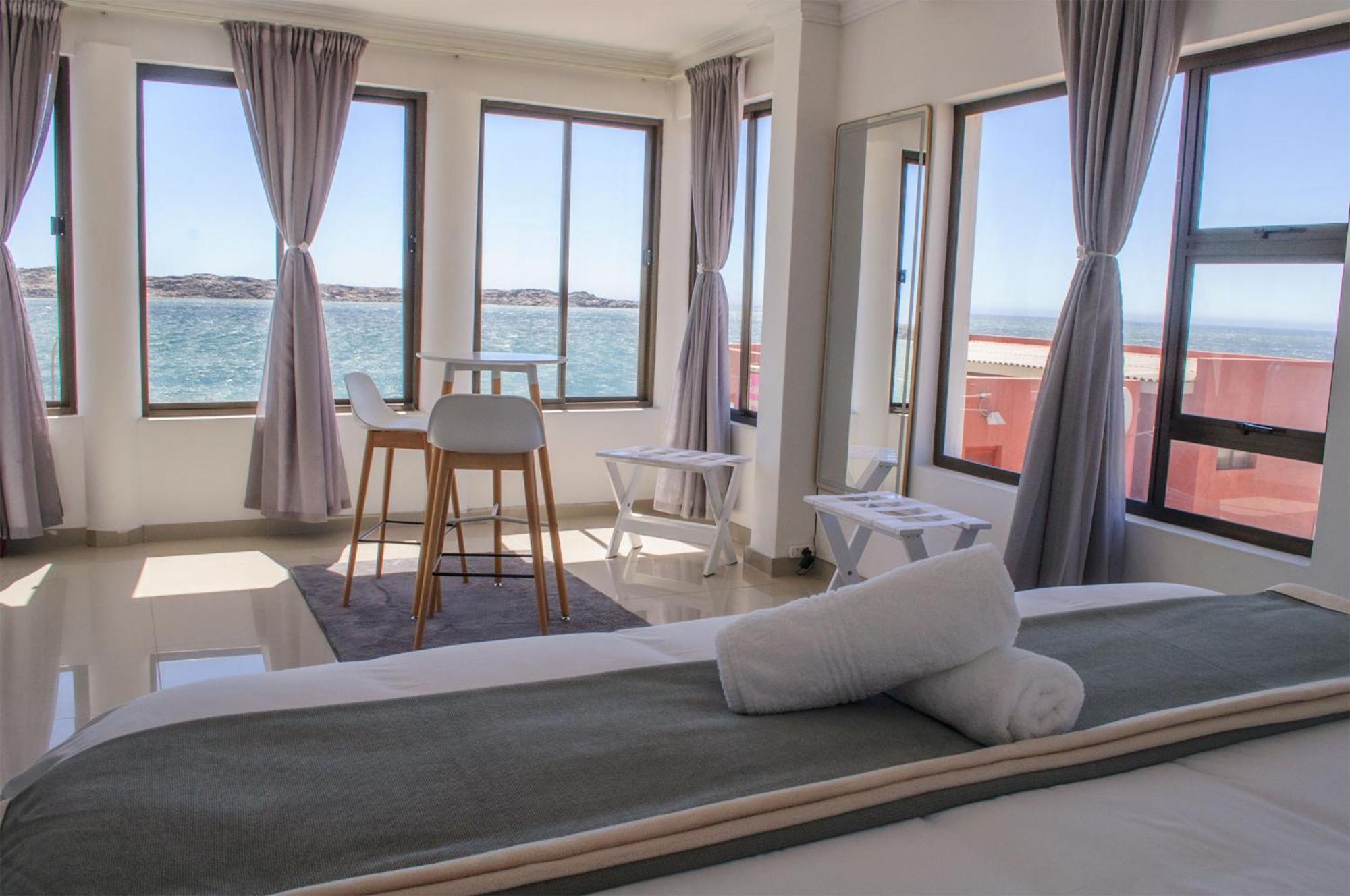 Shark Island Guesthouse Lüderitz Eksteriør bilde