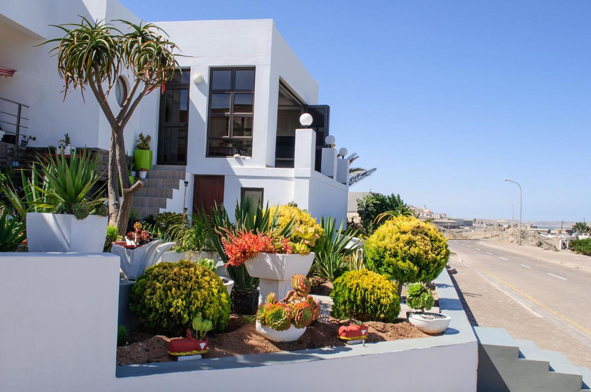 Shark Island Guesthouse Lüderitz Eksteriør bilde